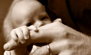 Micuțul Archie Andrews va fi botezat luna viitoare  jpeg