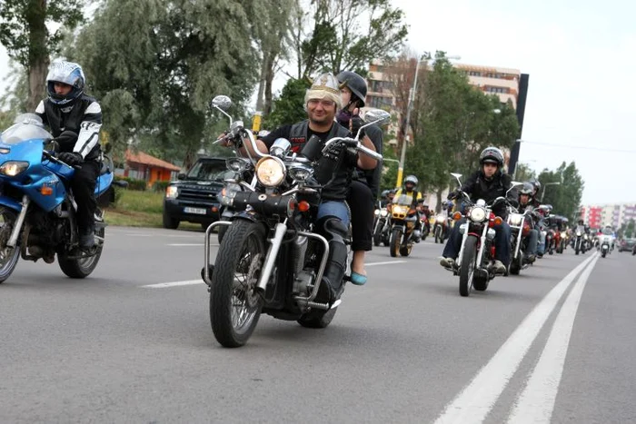 Constanţa,„zguduită“ de parada motocicliştilor veniţi la „Seawolves Bike Fest 4“ FOTO / VIDEO