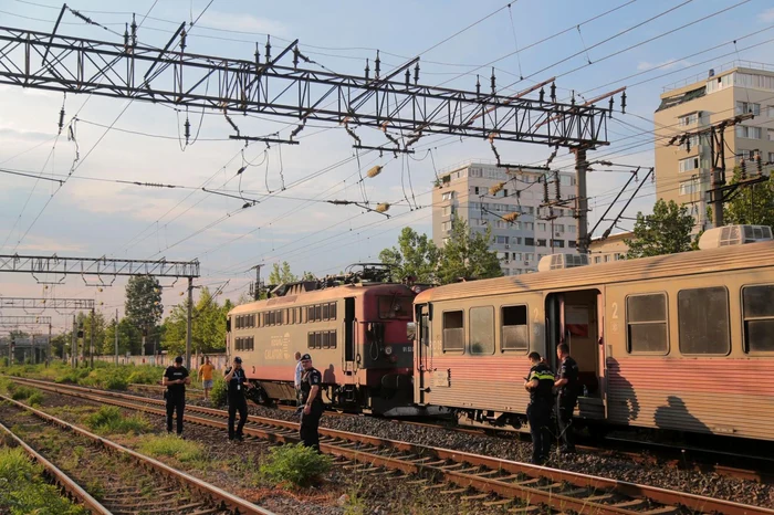 Trenurile s-au ciocnit în Gara Basarab