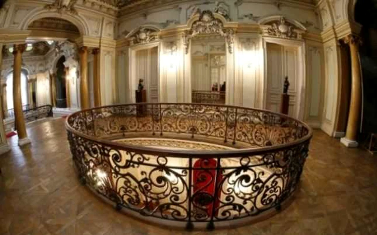 Muzeul de Artă din Craiova îşi va redeschide porţile pe data de 10 martie