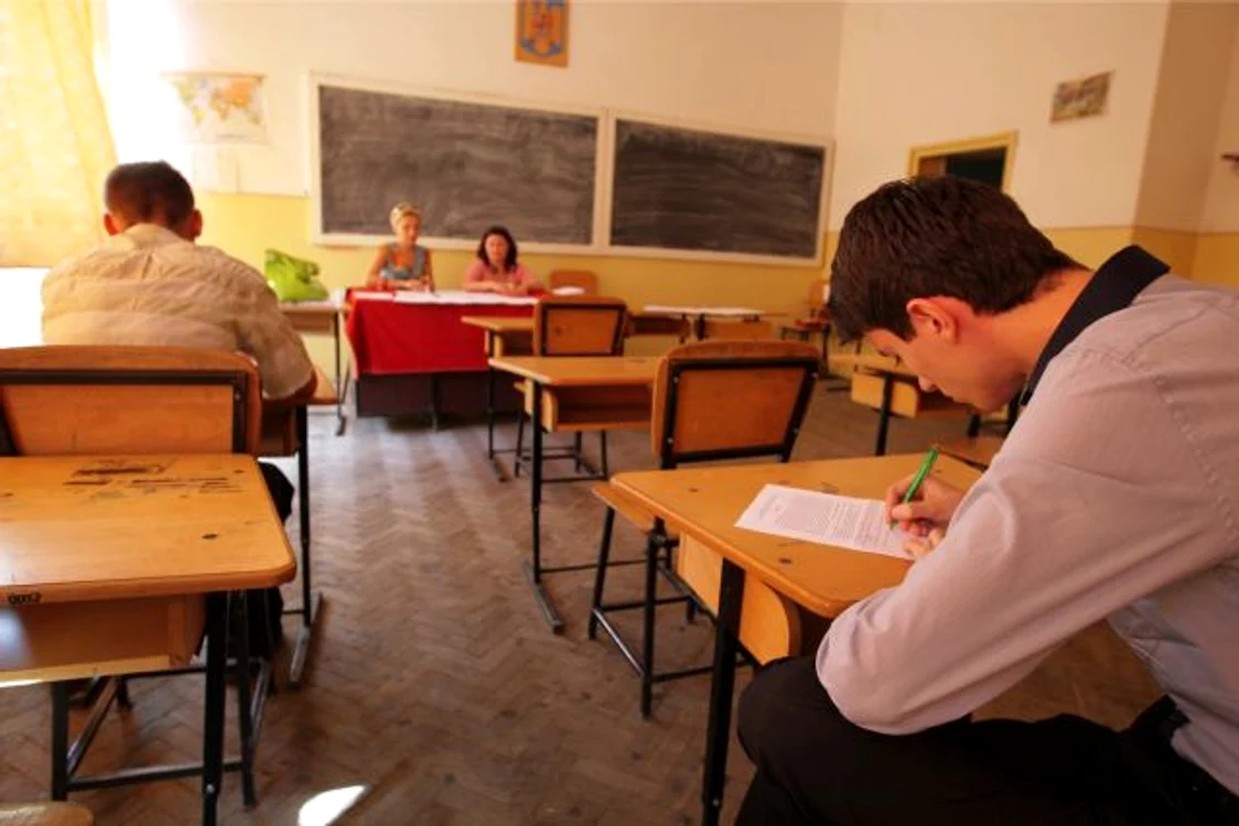 
    56% din elevi au picat BAC-ul în acest an  
