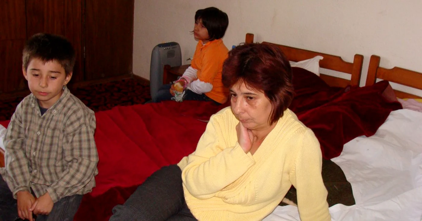 Familia legendei Sandu Neagu trăieşte de pe o zi pe alta