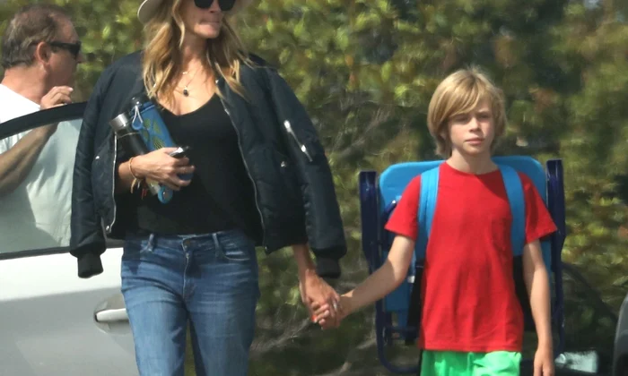 *EXCLUSIVE* Julia Roberts enjoys her Saturday rooting for her kids at their soccer game jpeg
