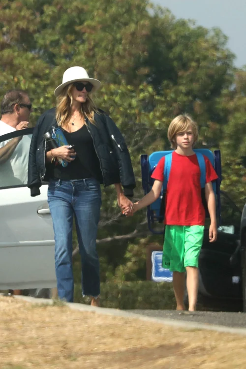 *EXCLUSIVE* Julia Roberts enjoys her Saturday rooting for her kids at their soccer game jpeg