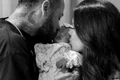Neymar, partenera lui si copilul lor (Instagram) jpg