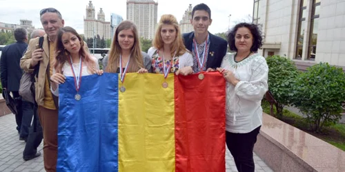 Lotul României la Olimpiada Internaţională de Geografie - Costin Dobrin din Constanţa locul I