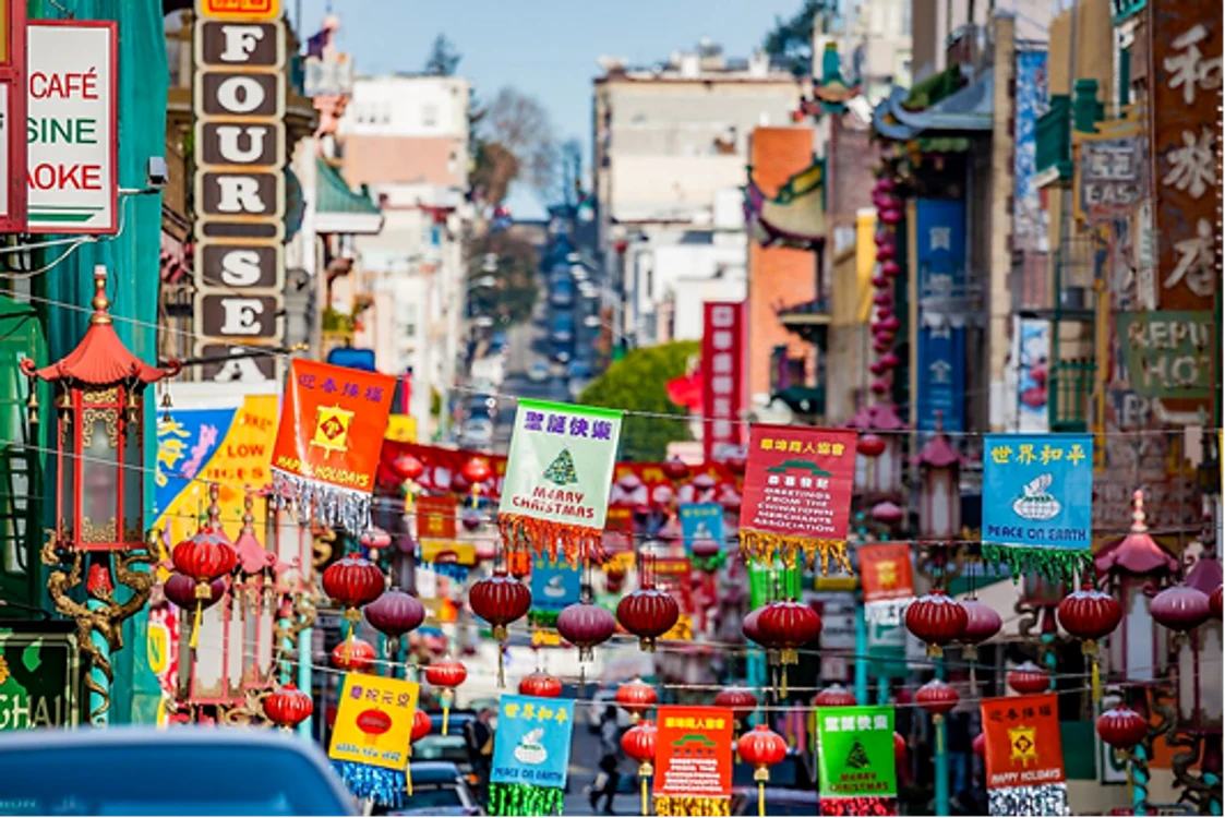 Strada principală a districtului Chinatown din San Francisco