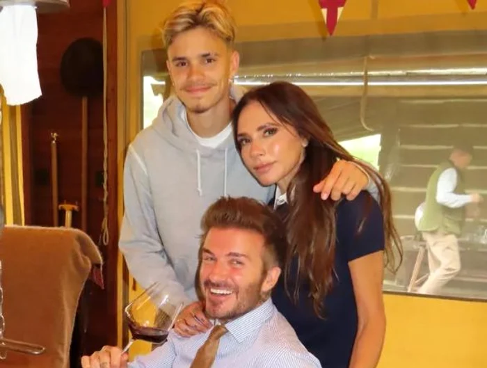 Romeo Beckham, alături de părinții lui, David și Victoria Beckham