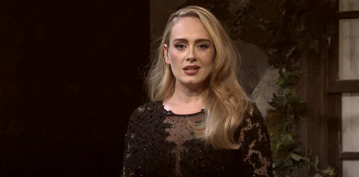 
    Adele a fost vedeta emisiunii Saturday Night Live pe 24 octombrieFoto: captură video  