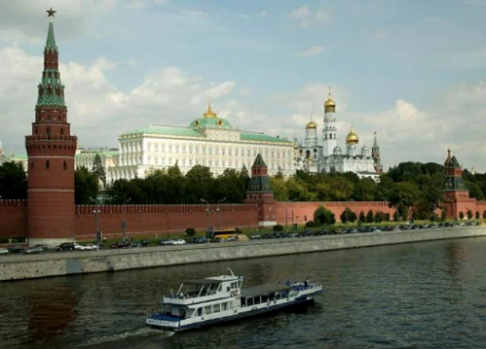 inelul de aur rusia 77373100 jpg jpeg