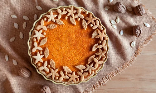 Tarta cu cartofi dulci  Sursa foto shutterstock 345740501 jpg