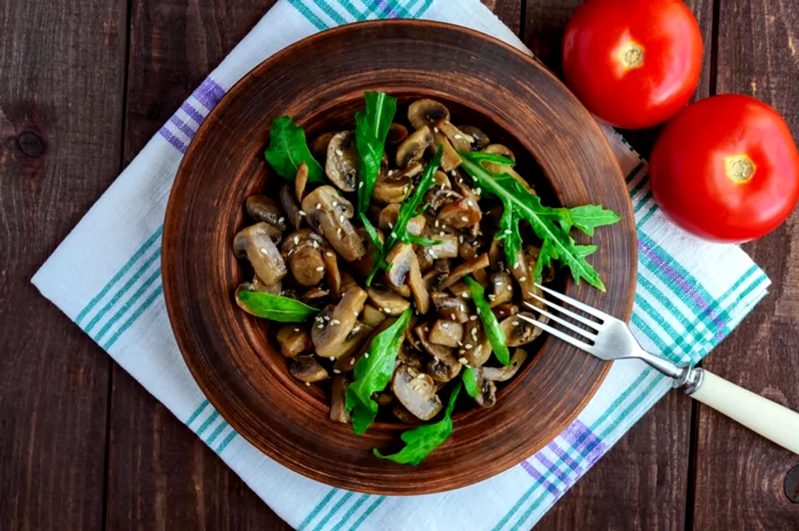 Salată de ciuperci. Foto: arhiva.