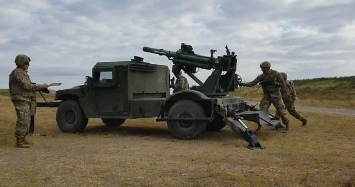 Obuzierul autopropulsat Humvee 2-CT Hawkeye FOTO via X/J.Sʜᴀʀᴘ1436@ᴍsᴛᴅɴ.sᴏᴄɪᴀL