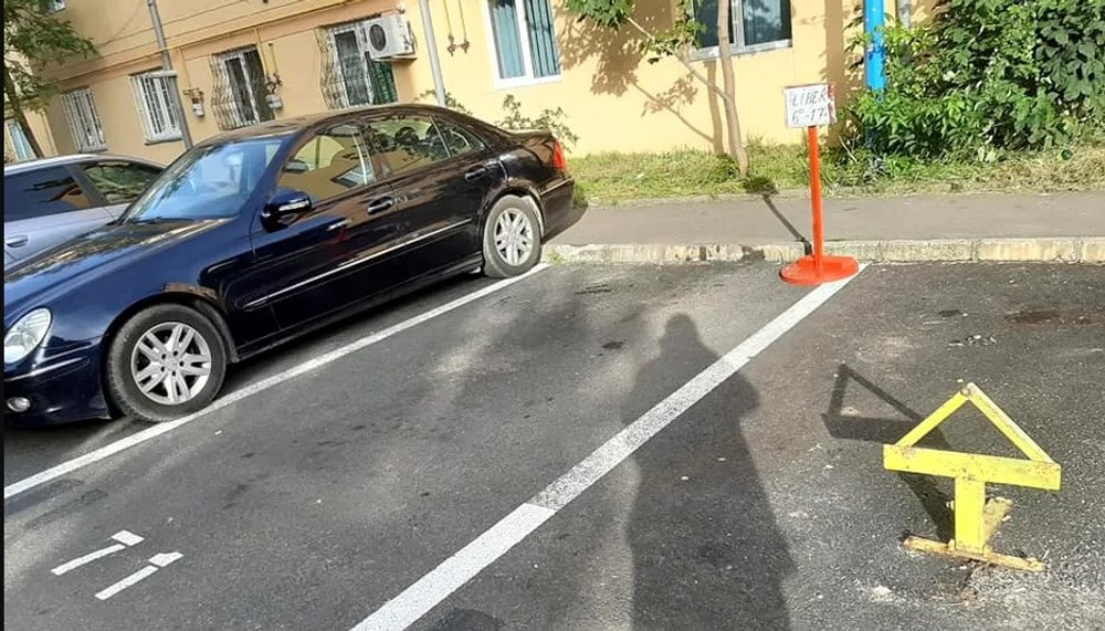 Cum a rămas fără mașină un șofer cu handicap, deși avea locul de parcare plătit. Explicația Primăriei Sectorului 3