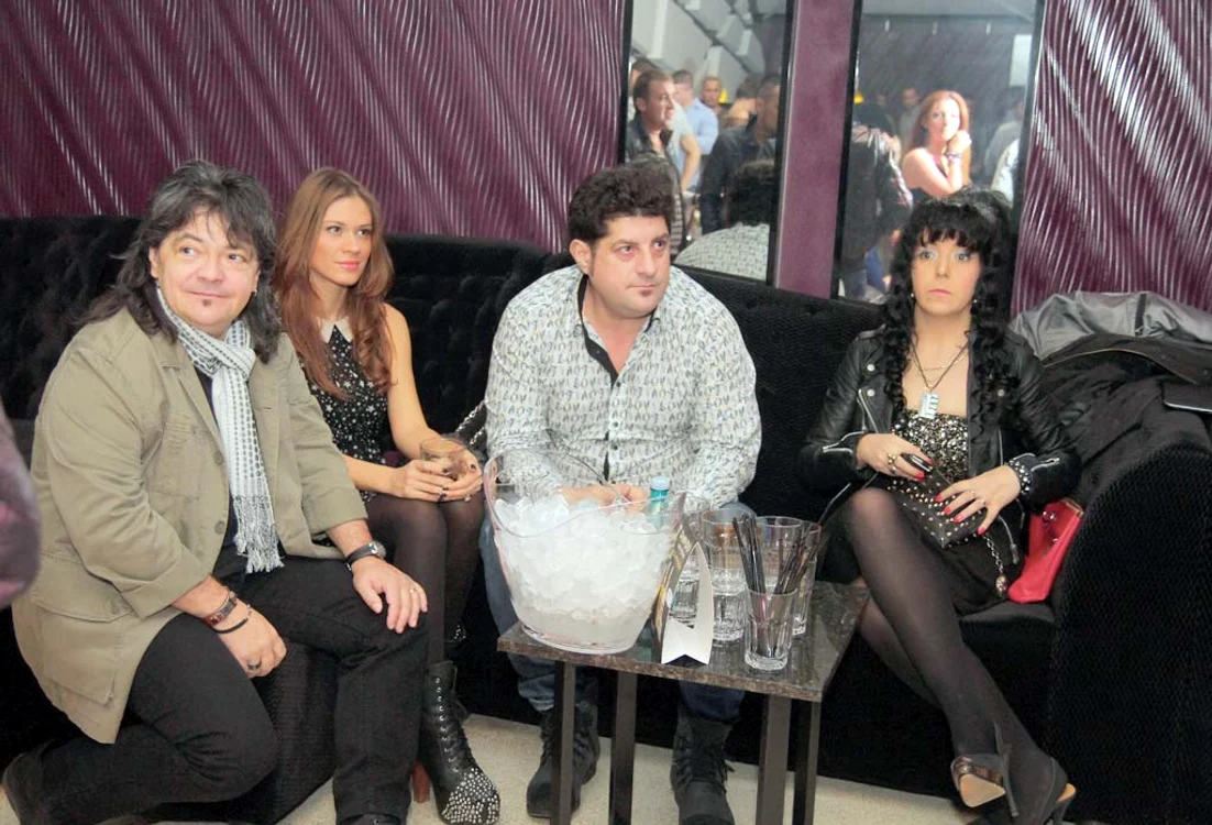
    Solistul trupei Compact nu a  consumat nici o  picătură de alcool  