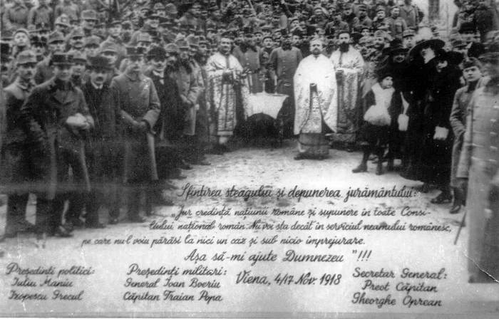 Momentul sfințirii steagului FOTO familia Oprean 