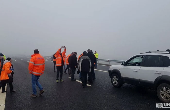 Echipa de la CNAIR a efectuat o vizită pe lotul 3 al autostrăzii. Foto: ziarulunirea.ro