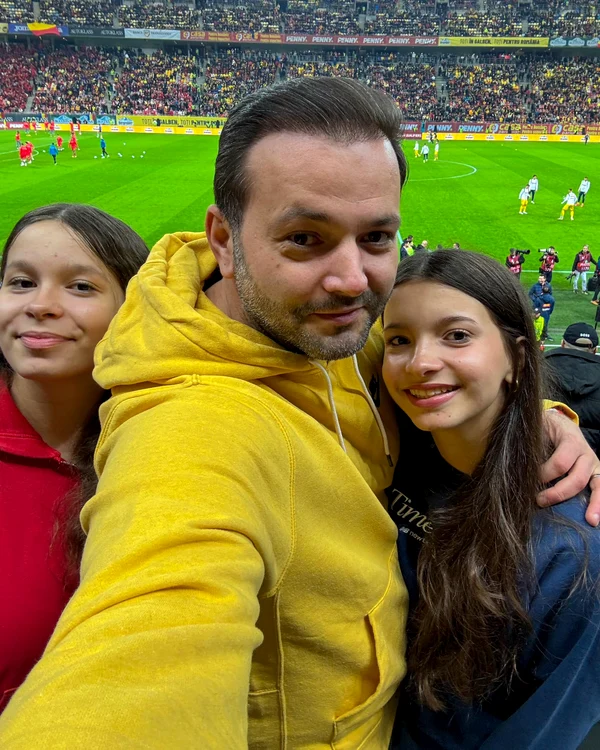 Mihai Morar și fiicele sale gemene, Foto Facebook jpg