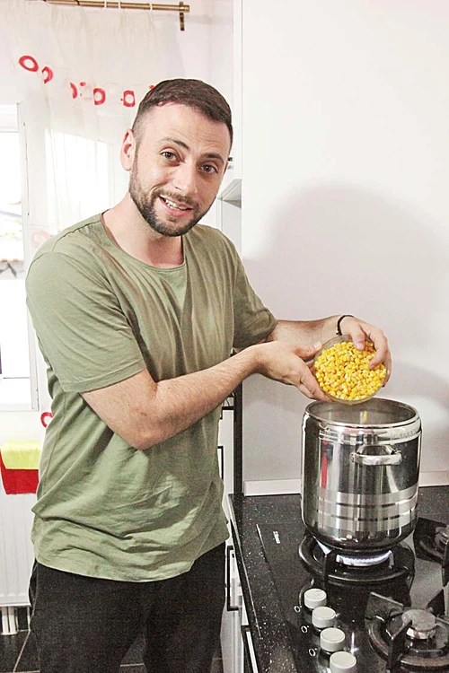 A făcut o supă cremă din legume bogate în proteine