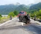 Accident pe Valea Oltului DN7 - E81 la la Proieni - Brezoi maşină răsturnată Foto Adevărul 