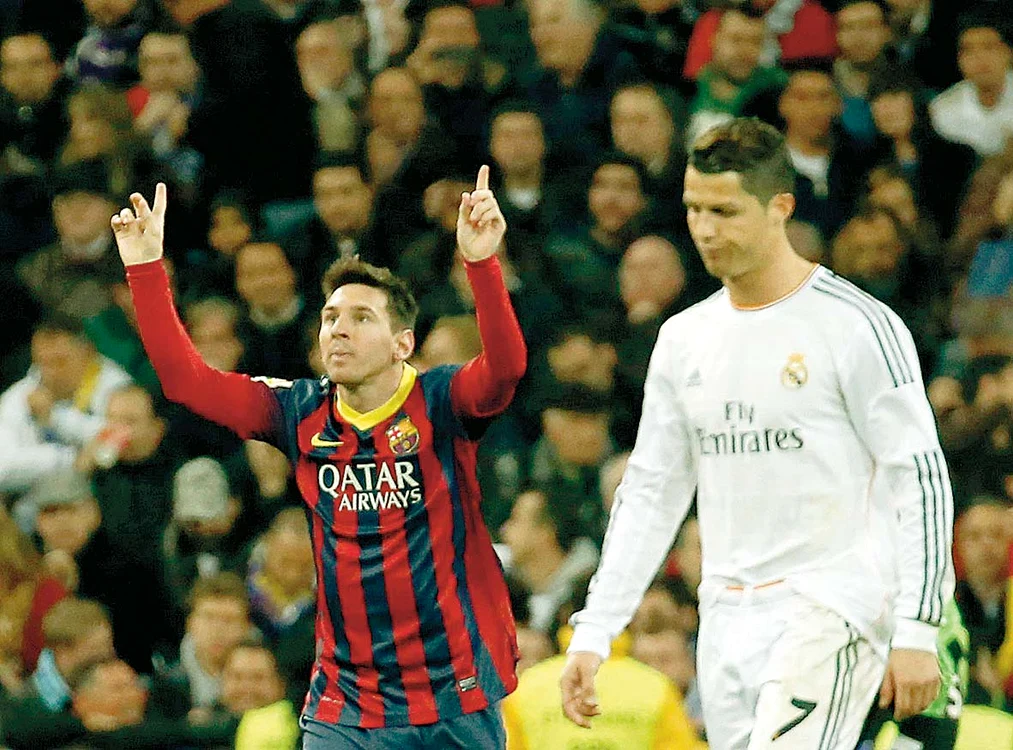 
    Finalul derby-ului  spaniol: Messi exultă,  Ronaldo e cu  privirea în pământ (fotografii: reuters)  