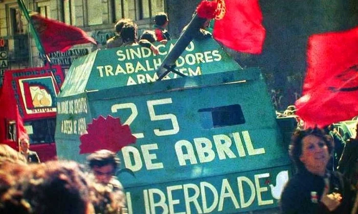 Revoluţia garoafelor roşii: trecerea la democraţie în Portugalia jpeg