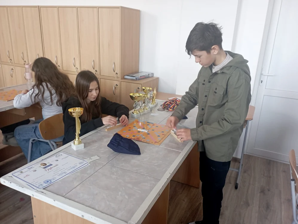 Elevii se antrenează ori de câte ori au posibilitatea FOTO Cosmin Zamfirache
