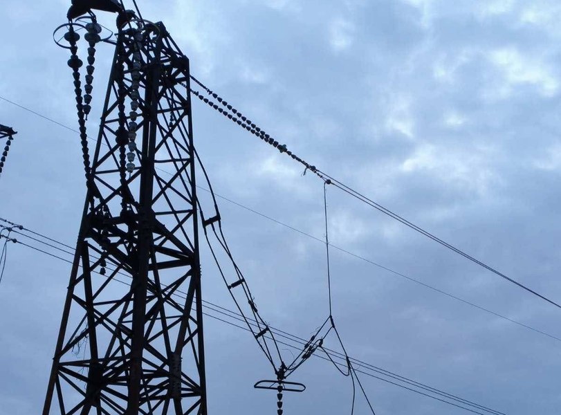 Linia electrică Isaccea-Vulcănești, avariată în urma bombardamentelor Rusiei, reparată