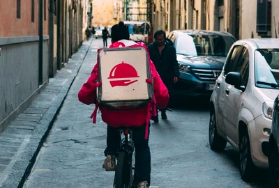 Livrator  Sursa Pixabay jpg