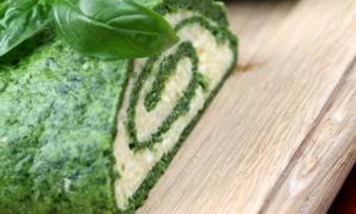 8043682 gourmet spinach rolls one with eggs and cheese second one with garlic cheese and ham shallow dof jpeg