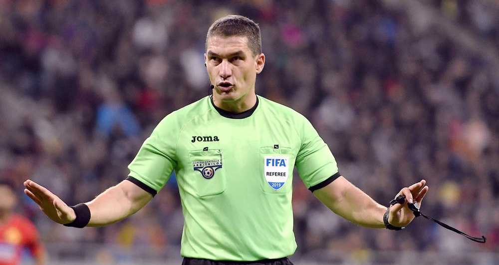 Suspendat în România, Istvan Kovacs va conduce un blockbuster în Liga Campionilor