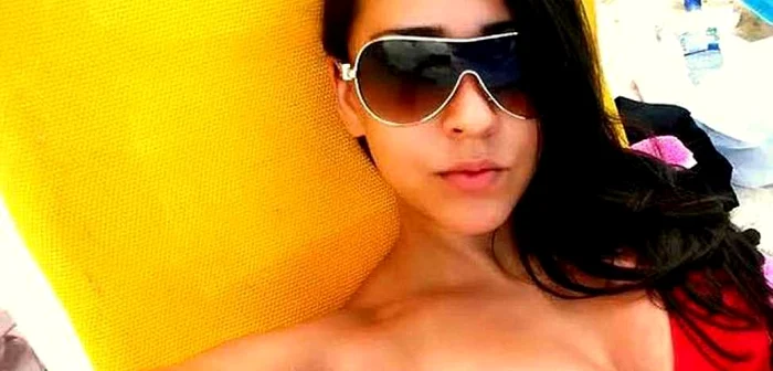 Monica a vizitat gratuit 9 ţări străine într-un singur an/Imagini MissTravel.com