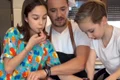 Dan Cruceru (42 de ani) aka Taticool Chef își face de cap în bucătărie și nu mai poate de drag când își vede cei doi copii, pe Dan Christian (5 ani) și Sophia (12 ani) fericiți, sătui și mulțumiți!   