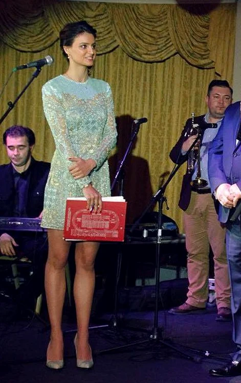 Sora actriţei este sportivă de performanţă