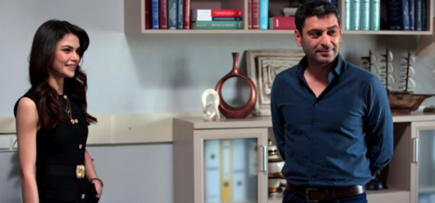 Scenă de la filmările serialului turcesc „La marginea lumii” foto: Pro TV 
