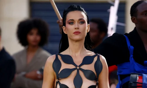 Katy Perry prezentare de modă, Paris 2024  Foto Gettyimages