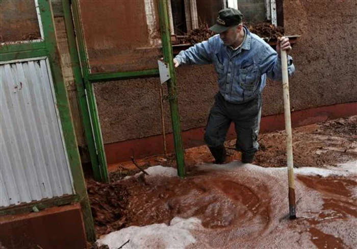 Dezastru ecologic în trei comitate din Ungaria / sursa foto: AP