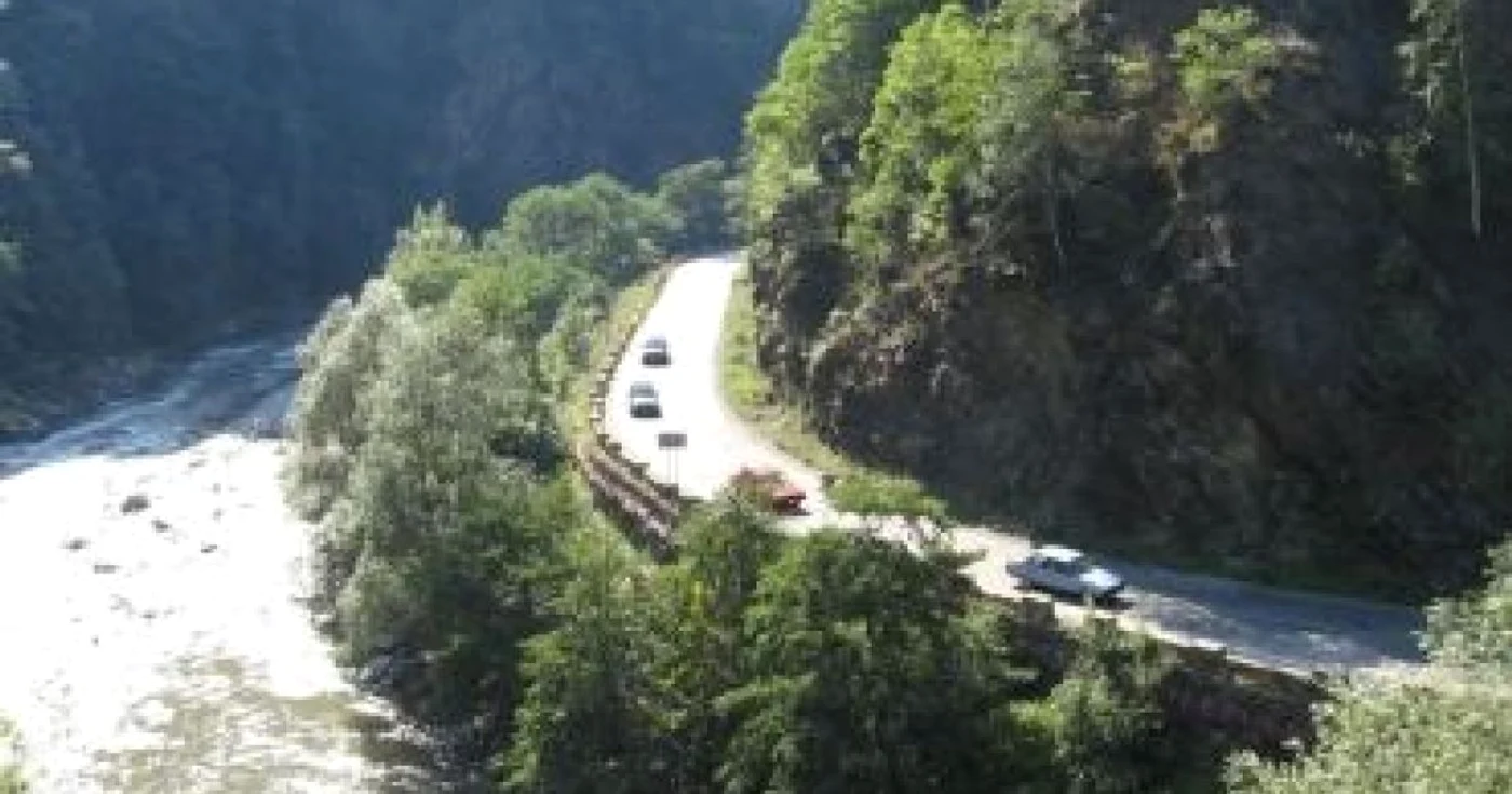 Pe Defileul Jiului se va putea circula doar de vineri până luni