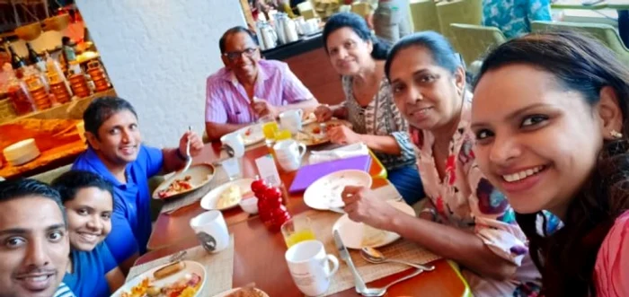 
    Fotografia a fost făcută cu puțin timp înainte de atacurile teroriste din Sri LankaFoto: Facebook  