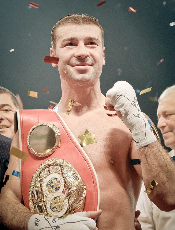 Lucian Bute a cucerit centura mondială la categoria semimijlocie, tot la Montreal