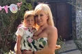 Elena Udrea și Eva s au asortat la ziua de naștere a micuței  jpeg
