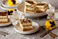 Prajitura cu biscuiti si crema de vanilie  Sursa foto shutterstock 1953822481 jpg