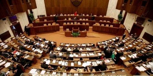 Parlamentul slovac a votat pentru extinderea FESF