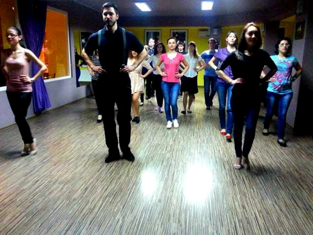 Şcoala de tango la Constanţa