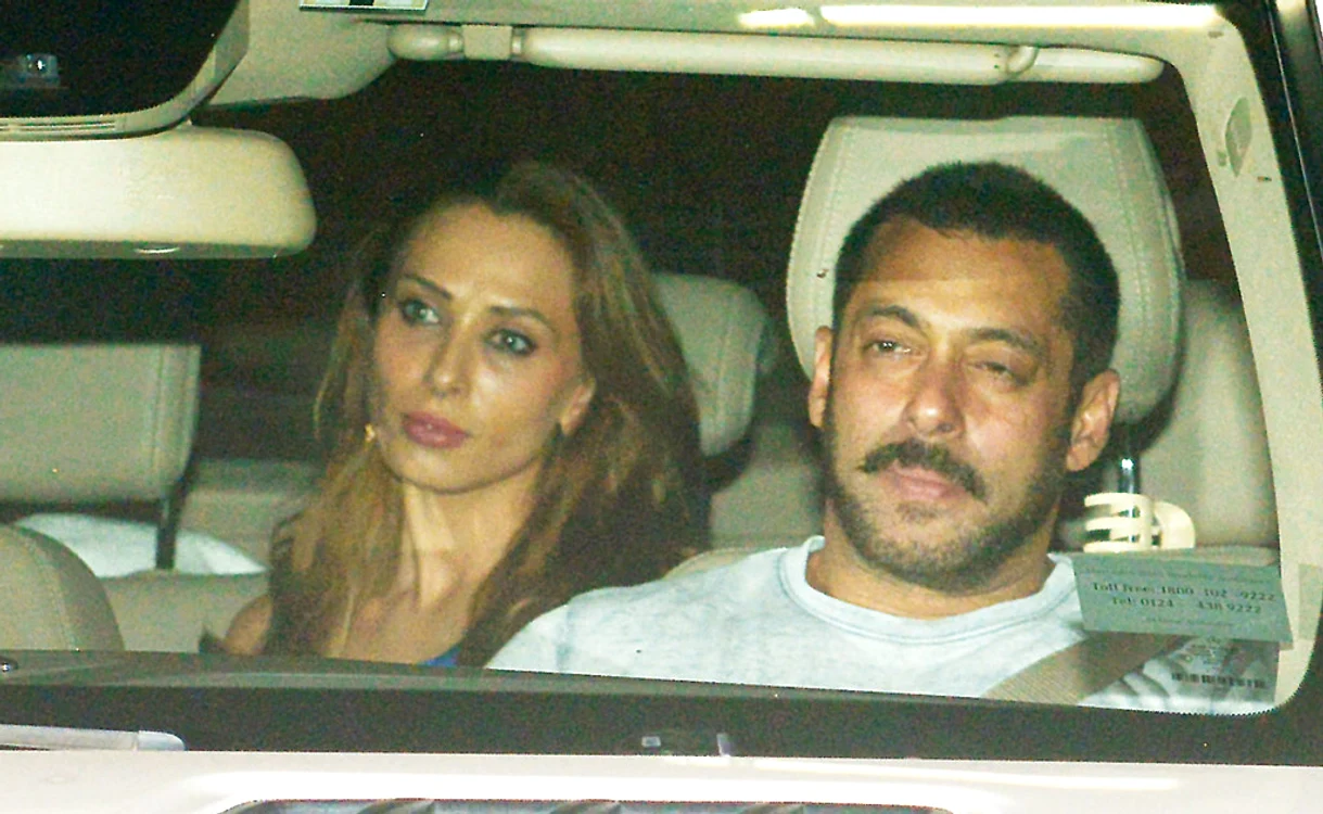 Tocmai când Salman Khan a scăpat de problemele cu legea și totul pare să se îndrepte înspre o căsătorie, astrele spun că Iulia Vântur, născută în zodia Leului, se va confrunta cu noi piedici în iubire