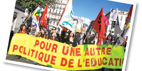 Guvernul intenţionează reducerea a 16.000 de posturi din sistemul educativ