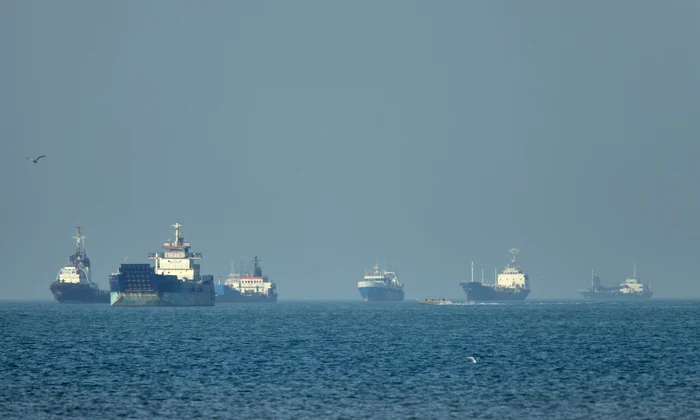 Nave de marfă în Strâmtoarea Ormuz FOTO profimedia jpg