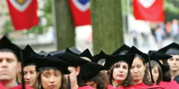 Printre absolvenţii facultăţilor europene s-ar putea număra mai mulţi studenţi români
