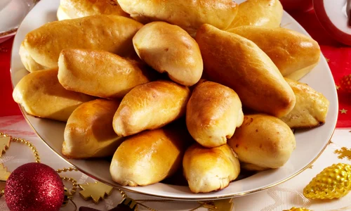Filled Pastries with Apples and Raisins jpeg