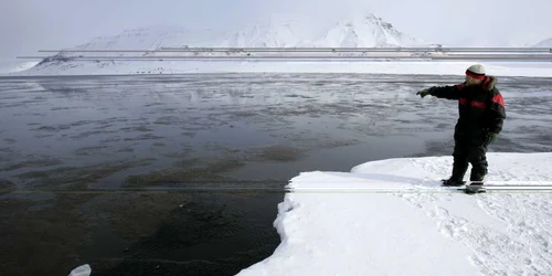 Topirea gheţarilor este cea mai mare spaimă a celor care susţin teoria încălzirii globale